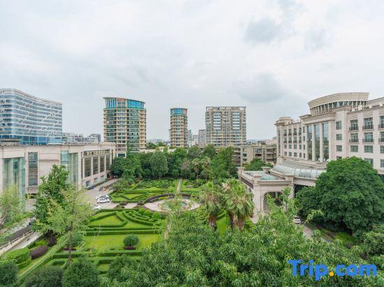Дэян: Xiyuan Hotel