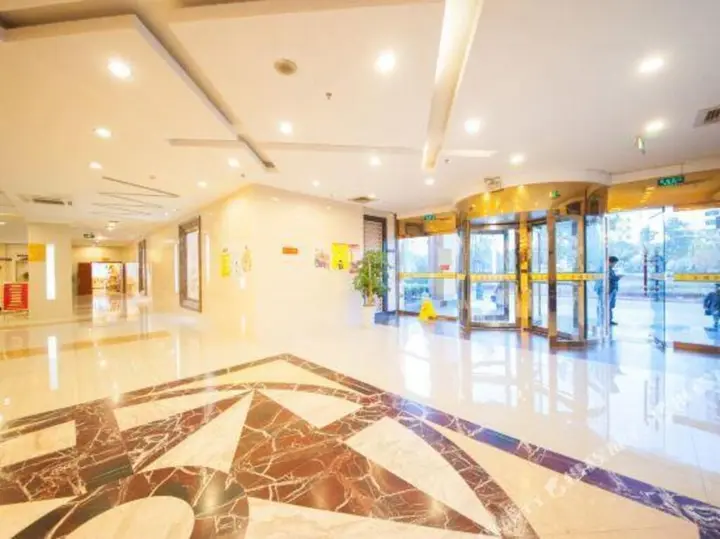 Хуайань: Donghu Hotel