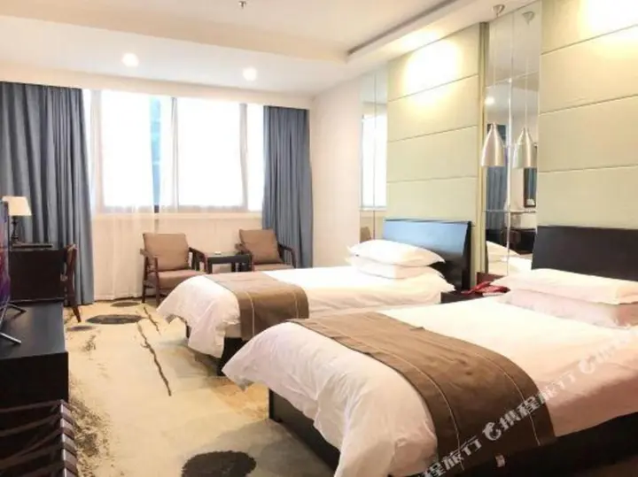 Хуайань: Donghu Hotel