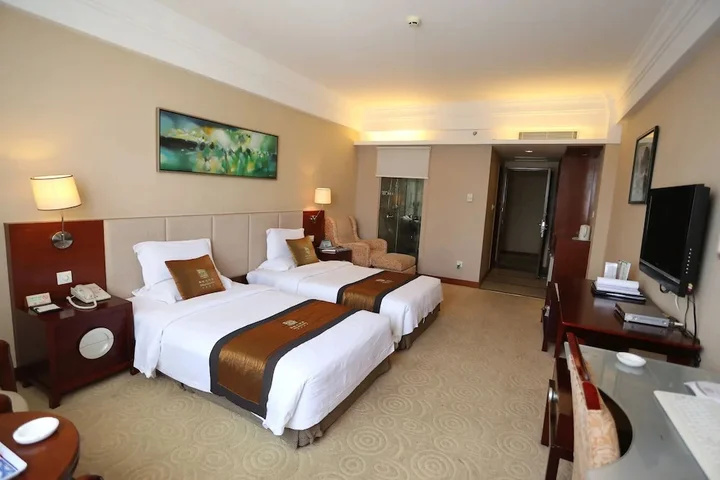 Цзиньюань: Royal Crown Hotel