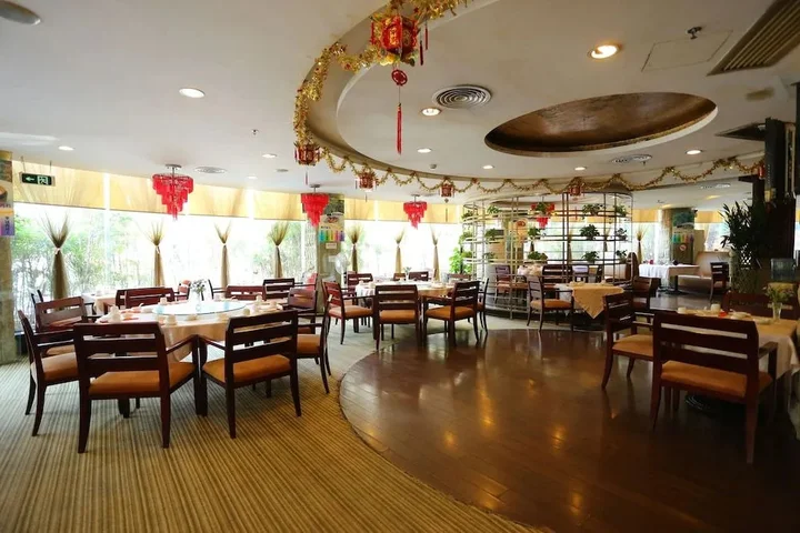 Цзиньюань: Royal Crown Hotel