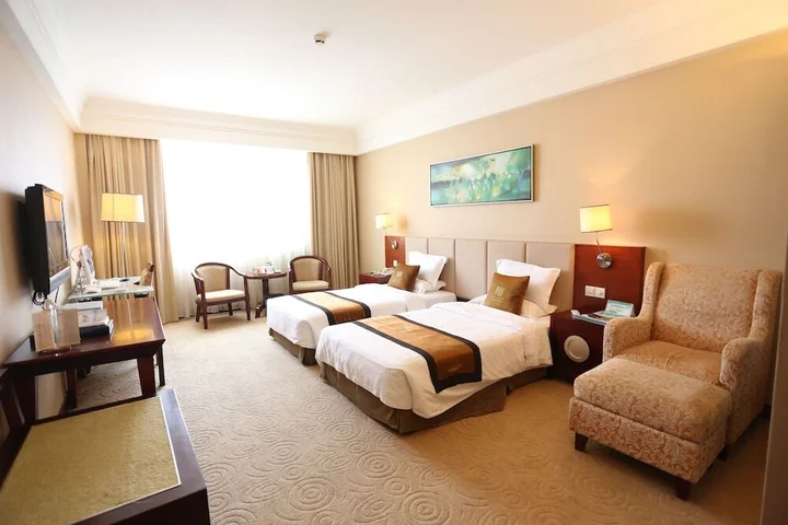 Цзиньюань: Royal Crown Hotel
