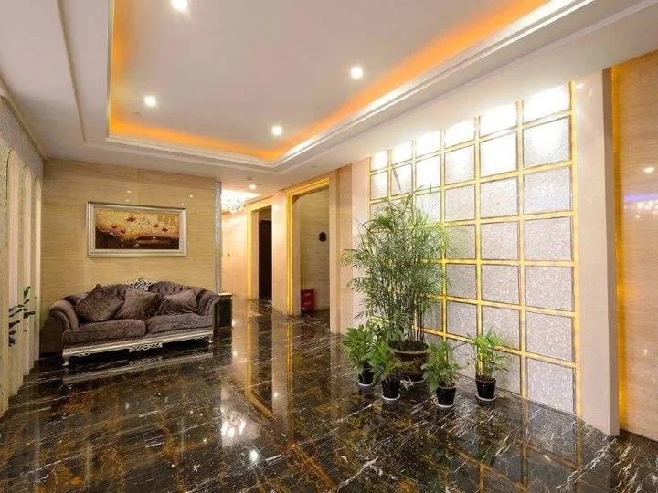 Тайчжоу: Xindu International