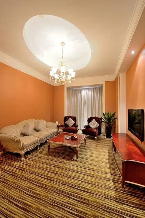 Тайчжоу: Xindu International