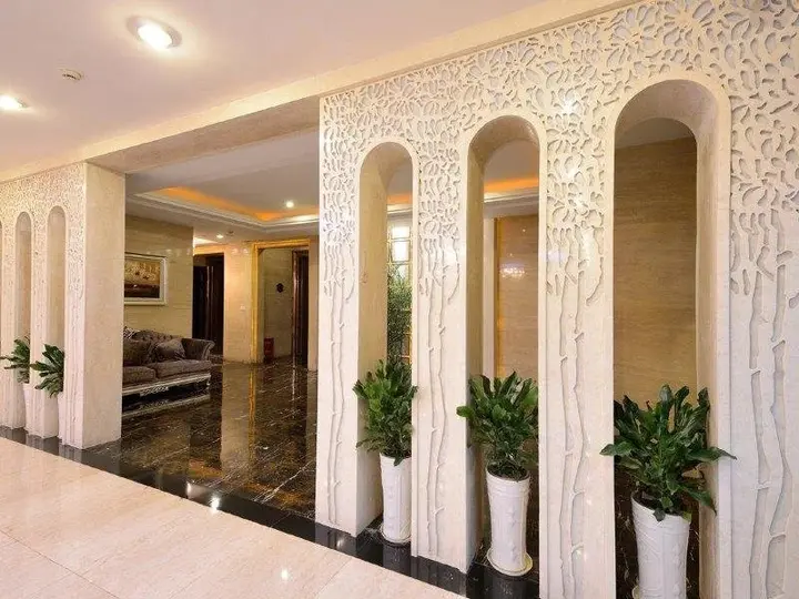 Тайчжоу: Xindu International