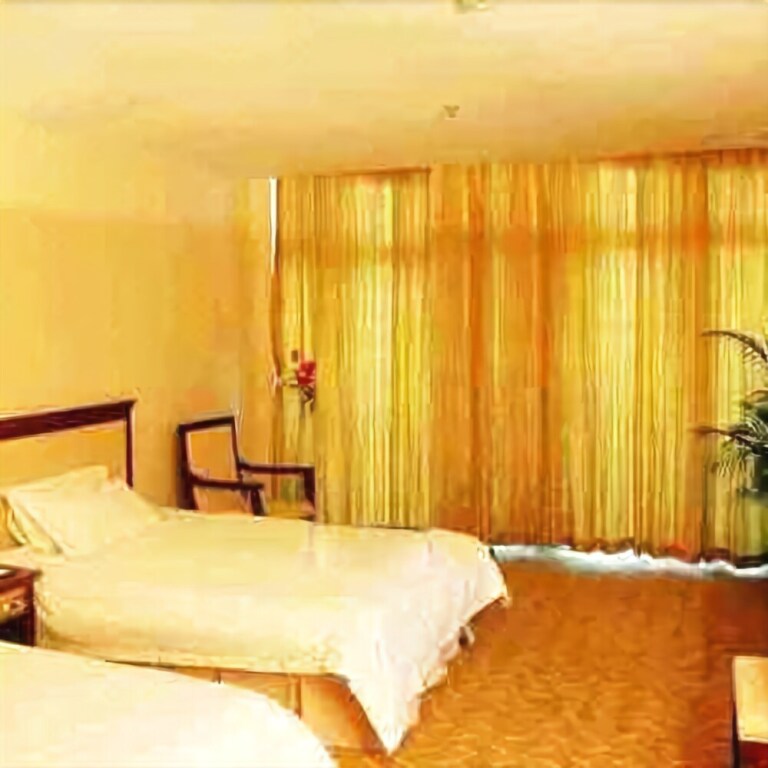 Чжаоцин: Gaoyao Regent Hotel