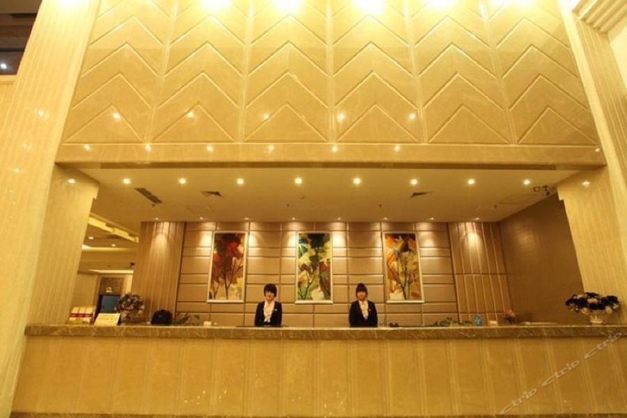 Далянь: Faguo Hotel