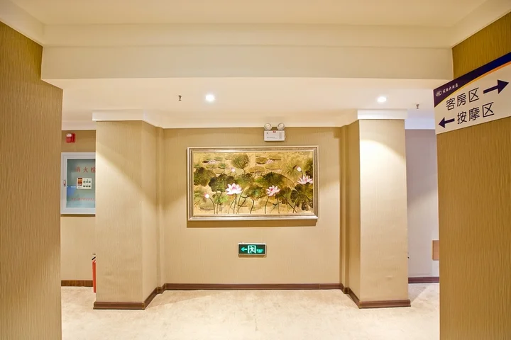 Далянь: Faguo Hotel