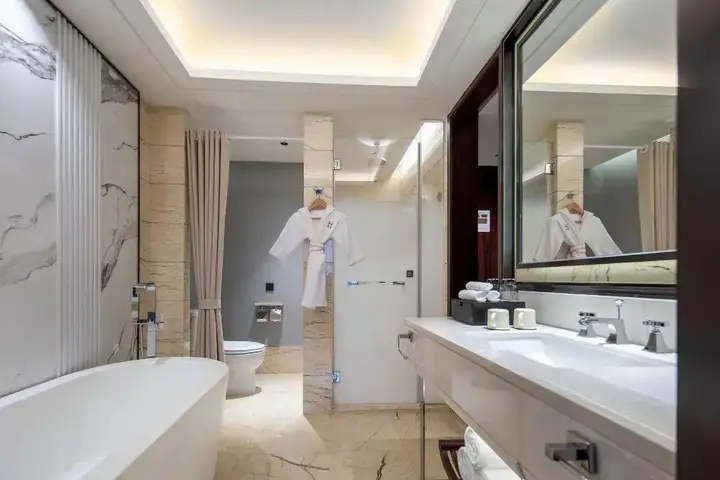 Лешан: HUALUXE Leshan by IHG