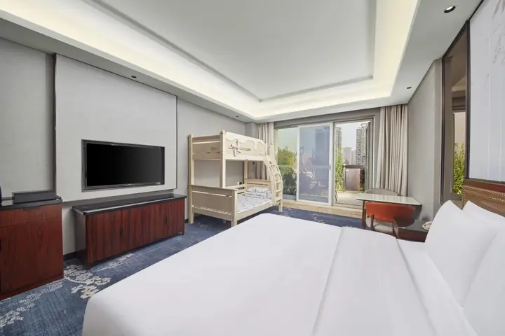 Лешан: HUALUXE Leshan by IHG