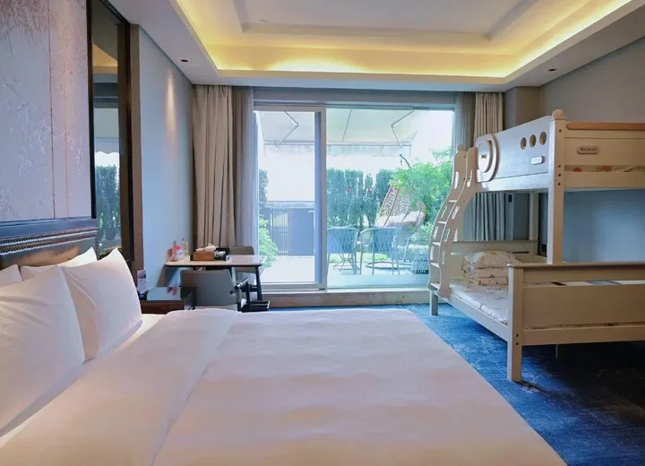 Лешан: HUALUXE Leshan by IHG