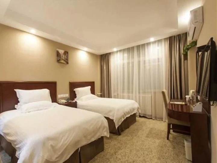 Пуян: GreenTree Inn Puyang Pushang Huanghe Road Hotel