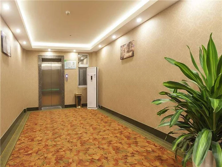 Пуян: GreenTree Inn Puyang Pushang Huanghe Road Hotel
