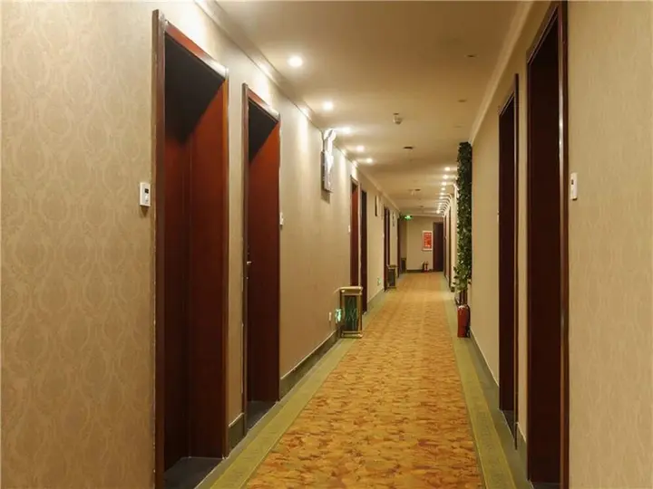 Пуян: GreenTree Inn Puyang Pushang Huanghe Road Hotel
