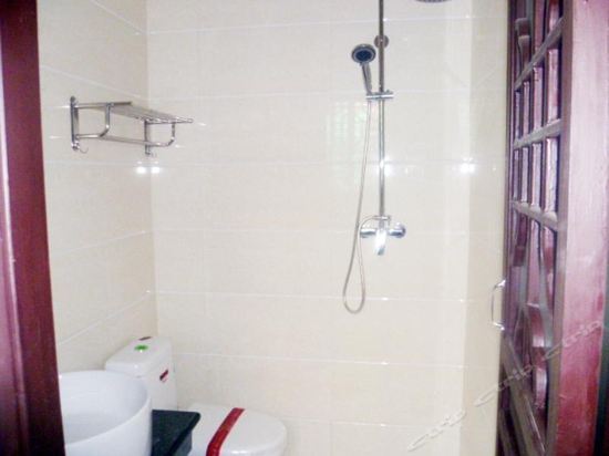 Цзиньчжун: Jin Zhong Qixian Dan Feng Ge Hotel