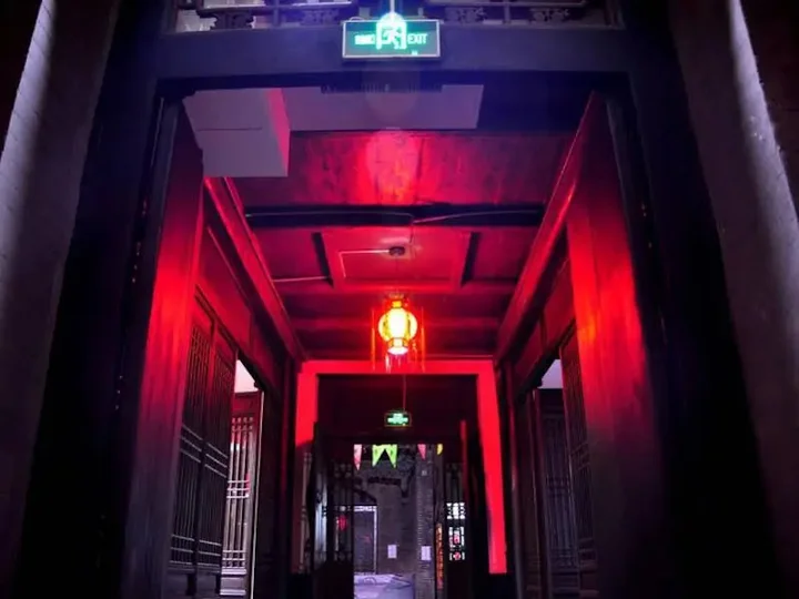 Цзиньчжун: Jin Zhong Qixian Dan Feng Ge Hotel