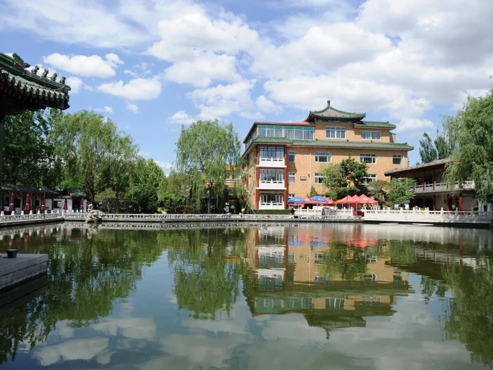 Пекин: Beijing Sichuan Dragon Garden Hotel