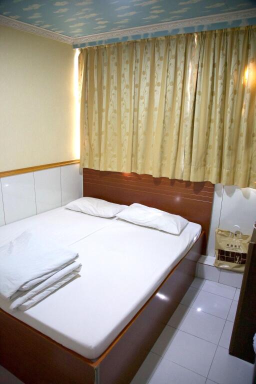 Гонконг: Yau King Hotel