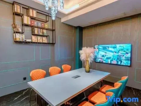 Хэфэй: Yueya Jiangnan Spring Hotel