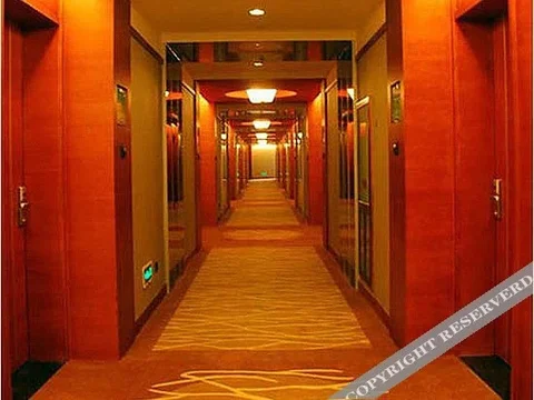 Лоян: Yishuiwan Hotel