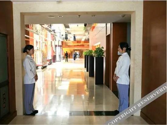 Лоян: Yishuiwan Hotel