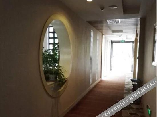 Лоян: Yishuiwan Hotel