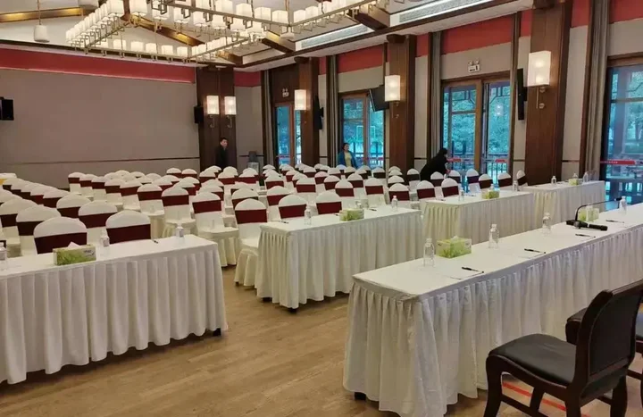 Чжанцзяцзе: Pipaxi Hunan Zhangjiajie