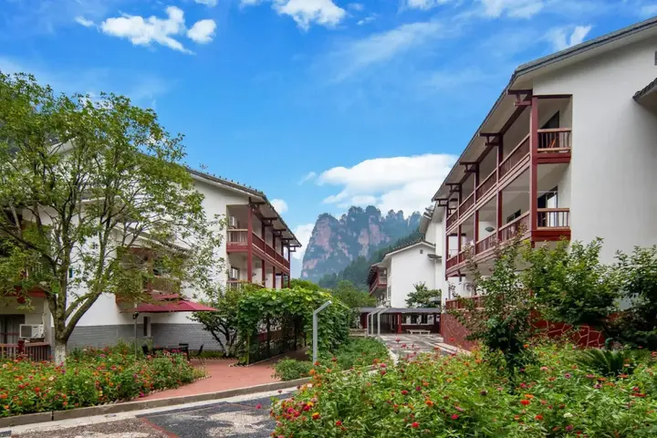 Чжанцзяцзе: Pipaxi Hunan Zhangjiajie