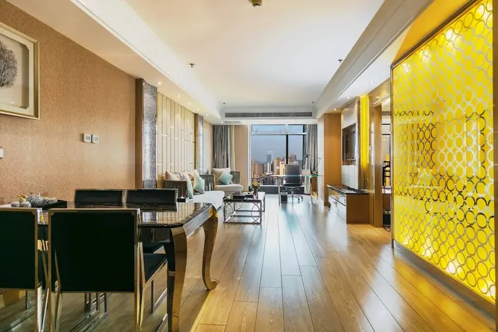 Нанкин: Suning Universal Hotel