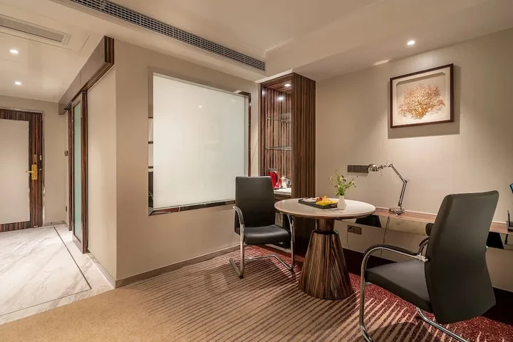 Нанкин: Suning Universal Hotel