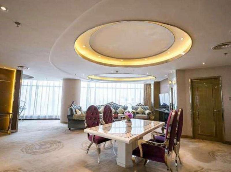 Нанкин: Suning Universal Hotel