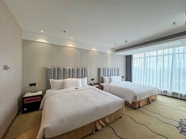 Нанкин: Suning Universal Hotel