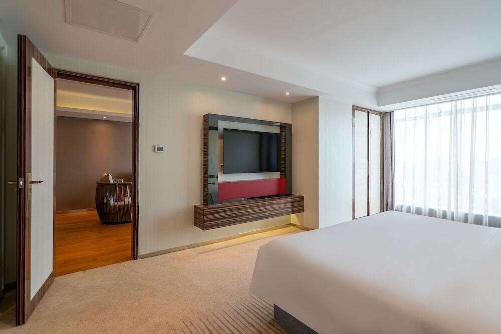 Нанкин: Suning Universal Hotel