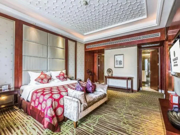 Чунцин: River & Holiday Hotel