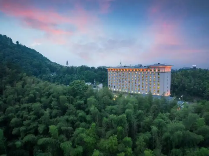 Луань: Nanyue Resort