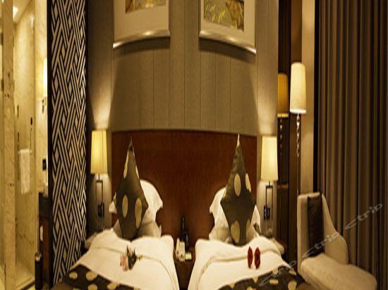 Ордос: The Royal International Hotel