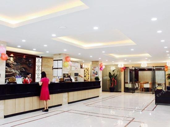 Сямынь: Super 8 Hotel Xiamen Train Station Holiday Mall Branch