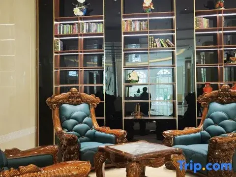 Суйфэньхэ: Shuai Bin International hotel