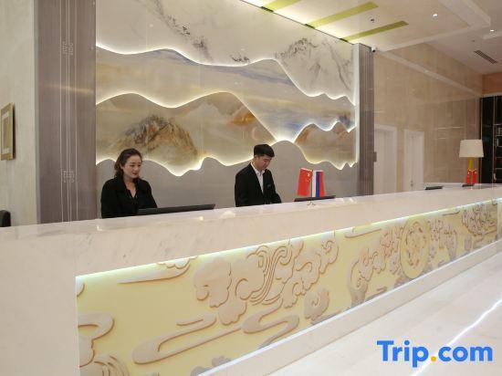 Суйфэньхэ: Shuai Bin International hotel
