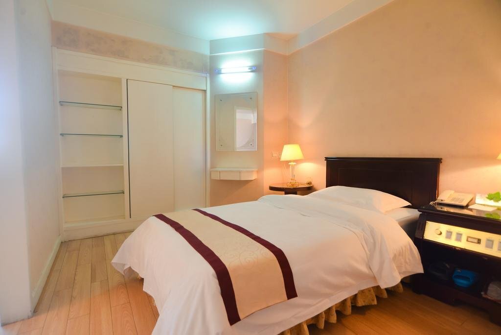 carousel image 3