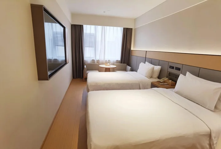 Сямынь: Ji Hotel Xia'men Mingfa Square