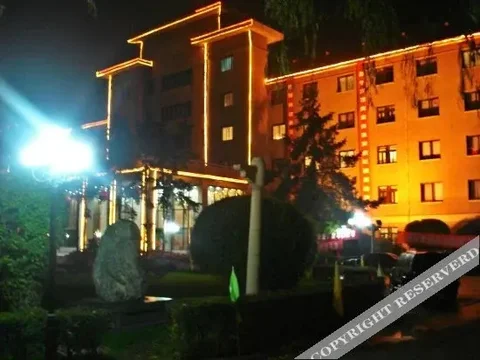 Синин: Xining Small Bridge Hotel