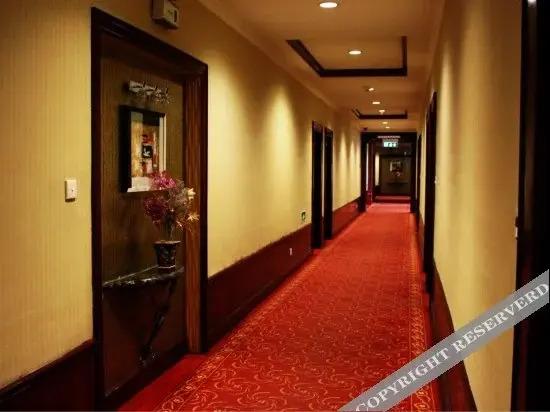 Синин: Xining Small Bridge Hotel