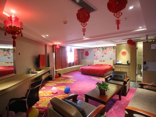 Пуян: Kaizhou International Club