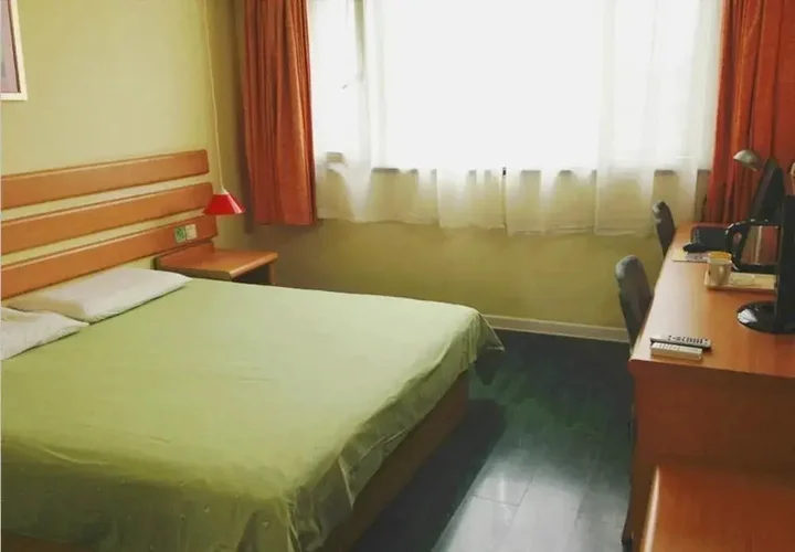 Чанша: Foresoaring Hotel