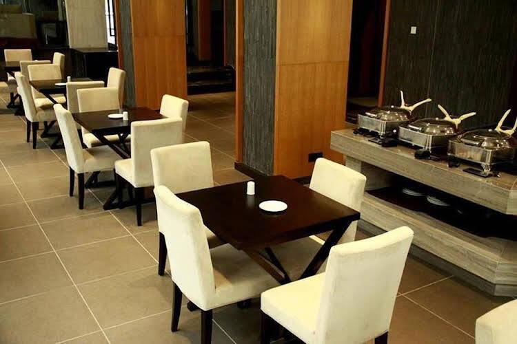 Чжанцзяцзе: Friend Hui Hotel (Zhangjiajie Railway Station)