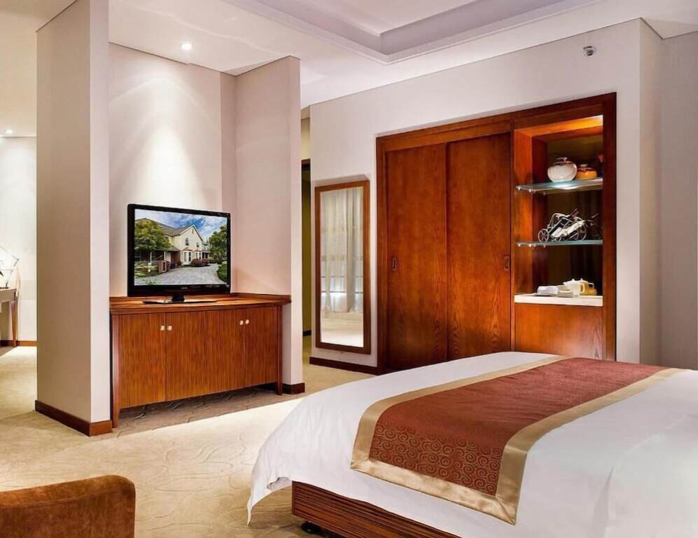 Нанкин: Nanjing Expo Center Hotel