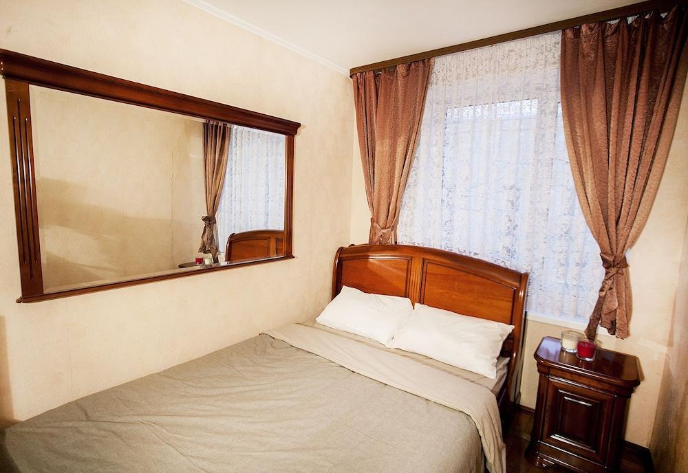 Москва: Funny Dolphins Apartments Kropotkinskiy