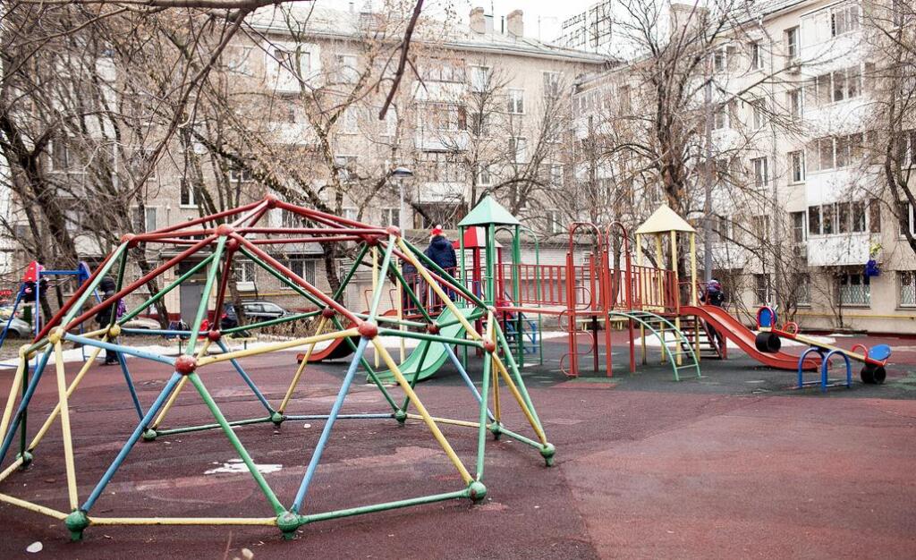 Москва: Апартаменты «Funny Dolphins Русаковская»