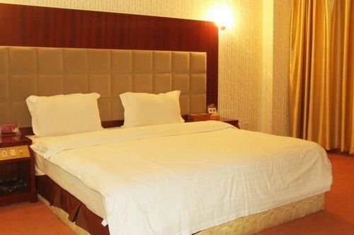 Хойчжоу: Golden Palace Hotel (Huizhou West Lake Bus Terminal)